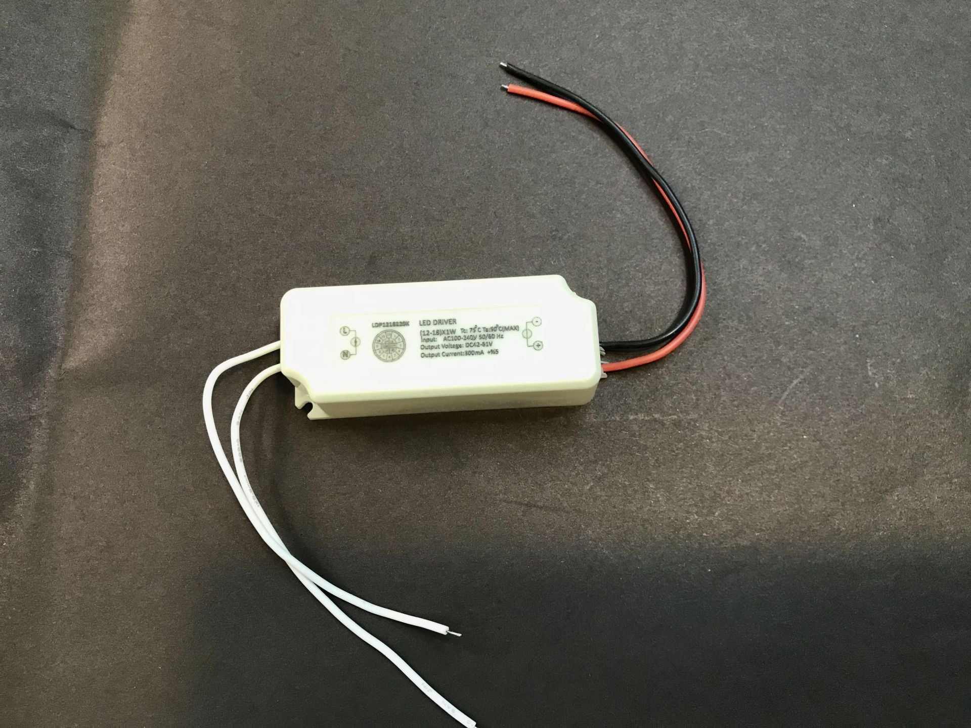 LED1218220K ( 12-18X1W LED DRIVER ) 300MA 42-61V LED DRIVER LEDPA LED DRIVER